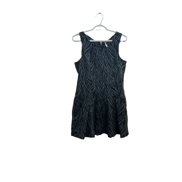 Free People Chenille Zebra Animal print dress sz 6 - Picture 1 of 4